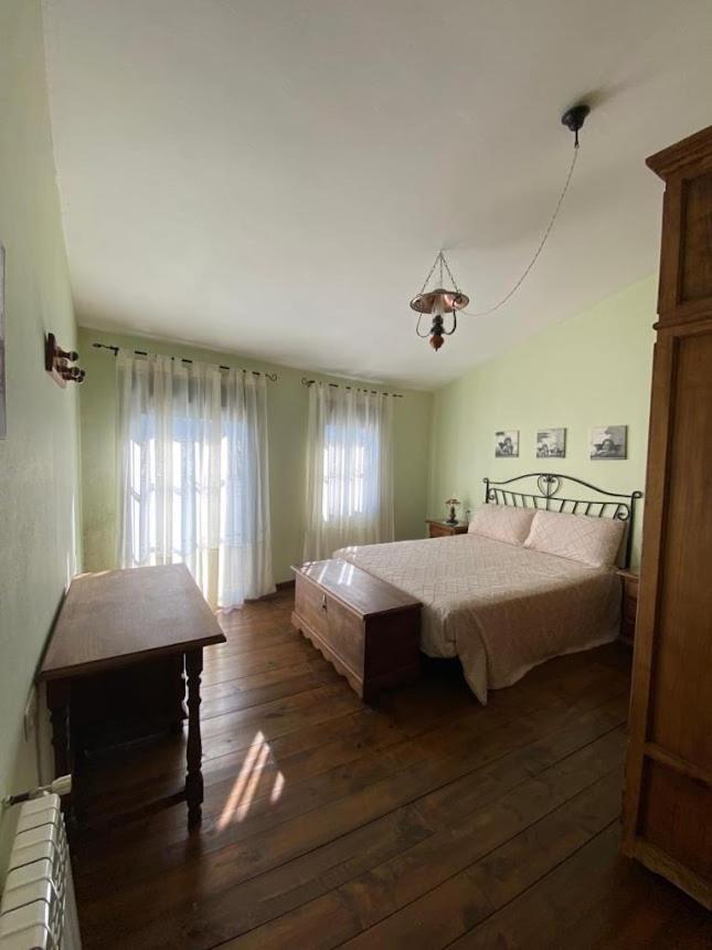 Espaciosa Y Elegante Casa Rural En Los Marines Kültér fotó
